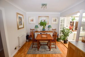 Kitchen/Diner- click for photo gallery